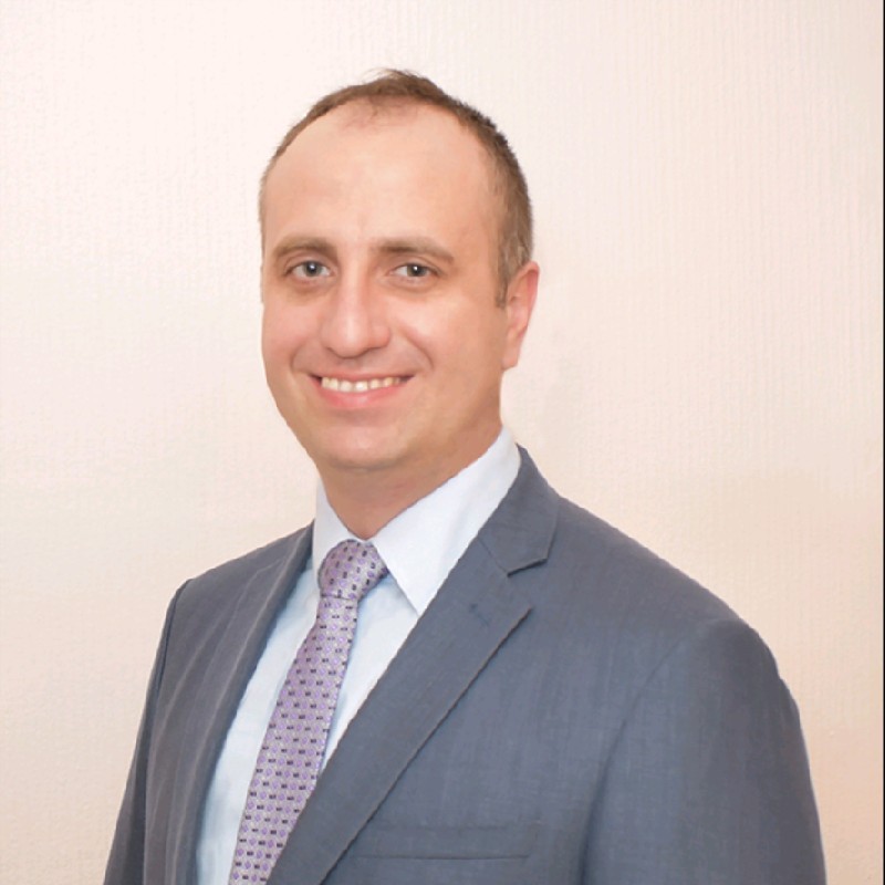 Светлин Лазаров